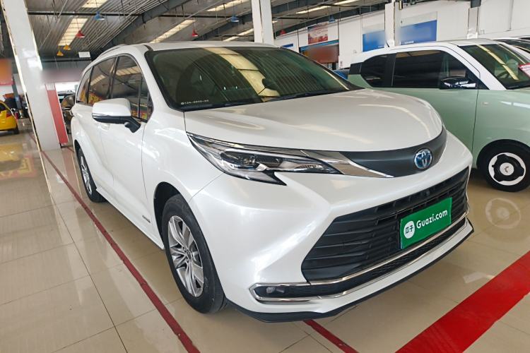 Used Toyota SIENNA 2023 2.5L Hybrid Comfort Edition Exterior 1