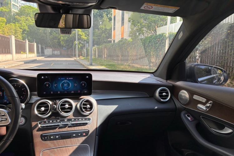 Used Mercedes-Benz GLC 2022 GLC 300 L 4MATIC Dynamic Edition Prestige Model Interior 6