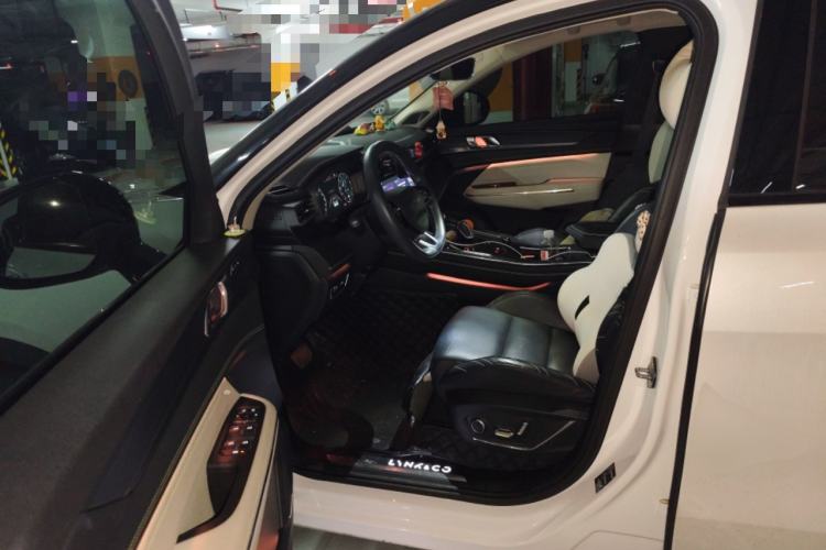 Used Lynk & Co 05 2020 2.0TD Two-Wheel Drive Shine Halo
