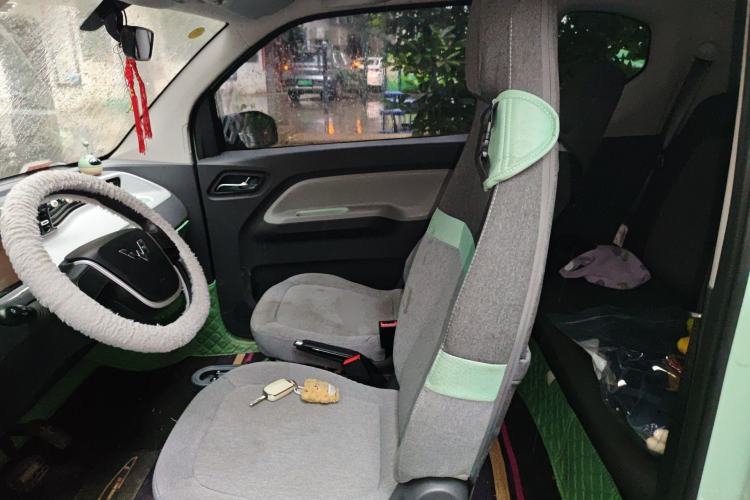 Used Wuling Hongguang MINIEV 2021 Macaron Fashion Model Lithium Iron Phosphate Left Rear Seat