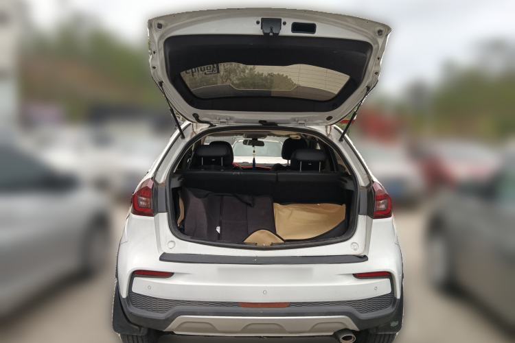 Used Geely Auto Vision X3 2020 1.5L Manual Luxury Edition Trunk