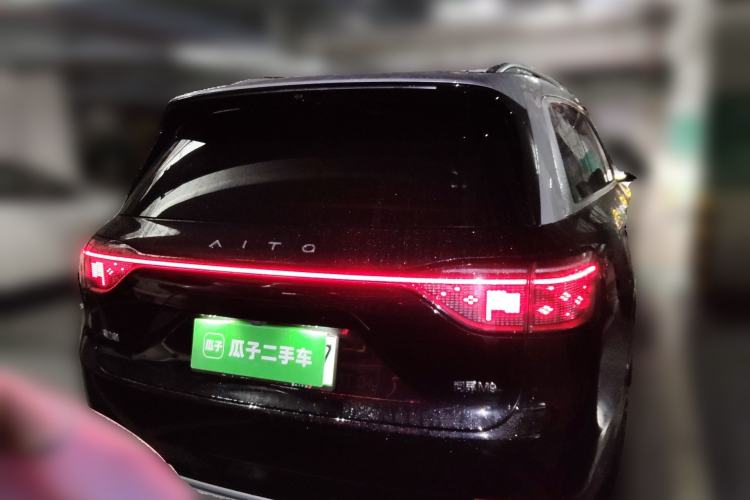 Used Hima AITO M9 2024 Range-Extended Ultra Version 42 kWh 6-Seater Model Rear