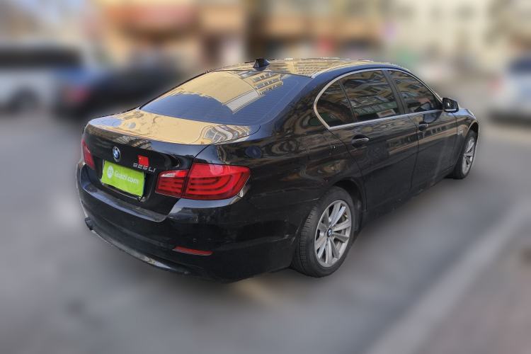 Used BMW 5 Series 2013 525Li Luxury Model
