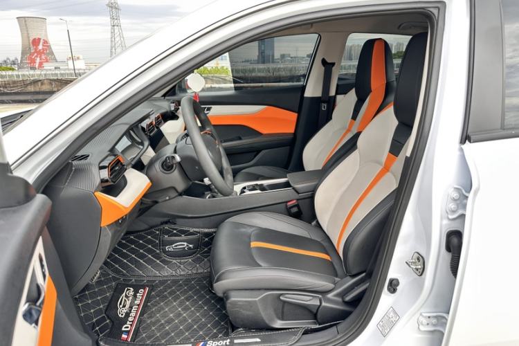 Used Dongfeng Aeolus Yixuan 2023 Mach Edition 1.5L Automatic Chasing Wind Version Interior 5