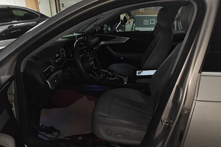 Used Audi A4L 2018 30th Anniversary Edition 40 TFSI Fashion Model