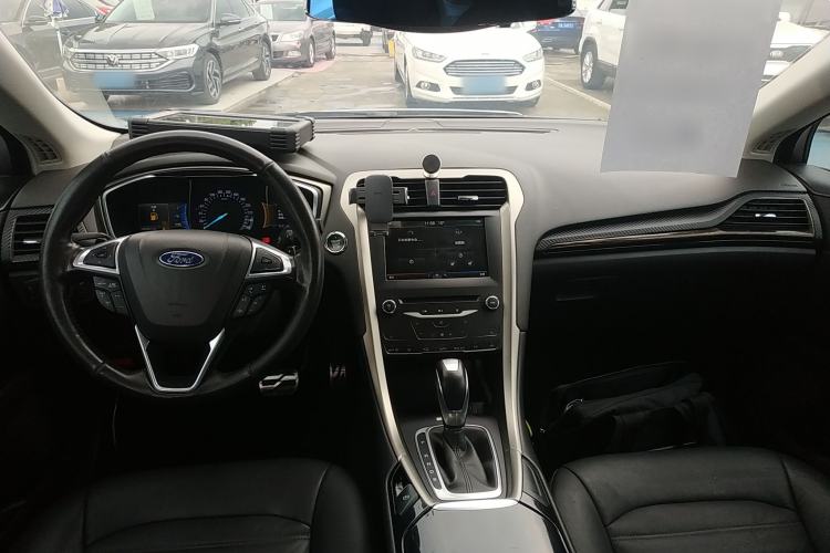 Used Ford Mondeo 2013 2.0L GTDi 200 Luxury Model
