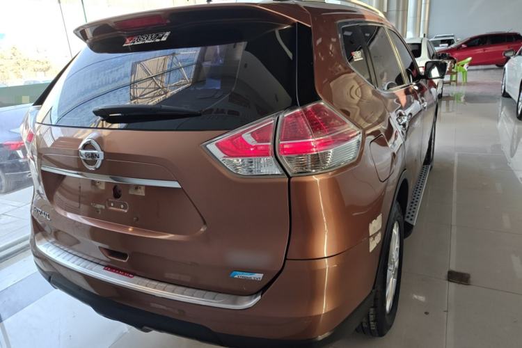 Used Nissan X-Trail 2015 2.0L CVT Comfort MAX Edition 2WD