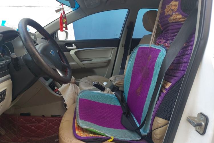 Used Geely Auto Emgrand 2014 Sedan 1.5L Manual Fashion Edition
