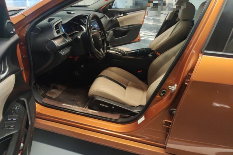 Used Honda Civic 2016 220TURBO CVT Prestige Edition
