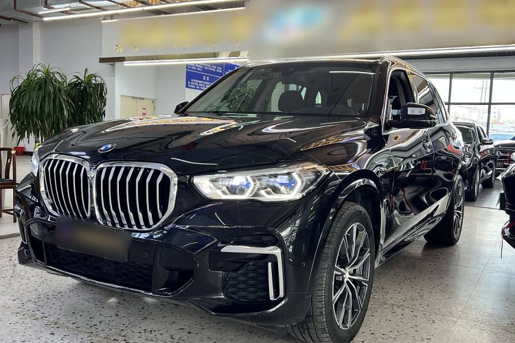 Used BMW X5 2022 Restyled xDrive 30Li Luxury Version M Sport Package