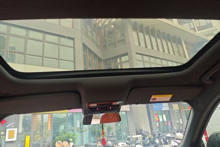 Used Li Auto L8 2023 Pro Model