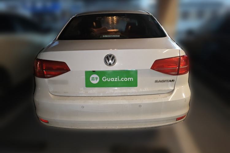 Used Volkswagen Sagitar 2017 1.6L Manual Comfort Model