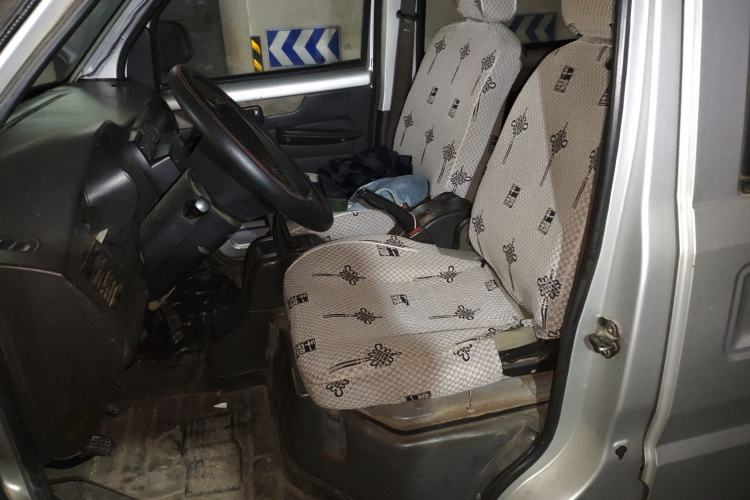 Used Wuling Rongguang 2011 1.2L Base Version