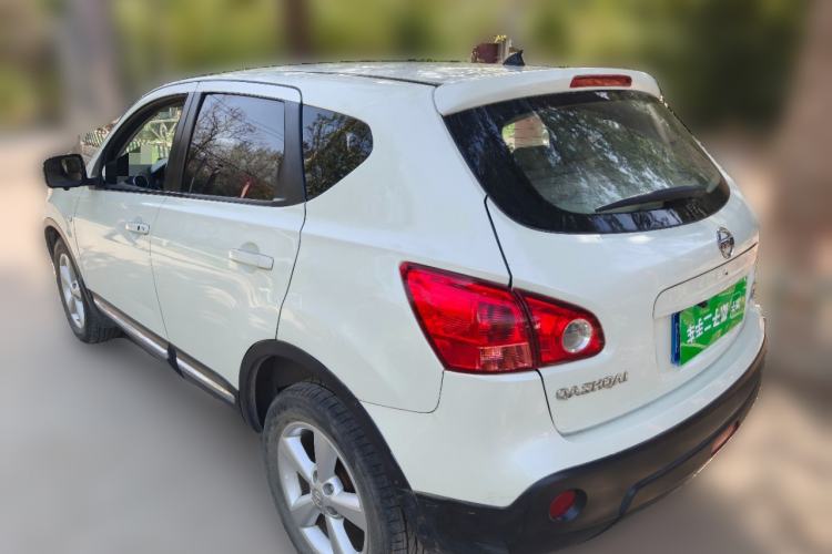 Used Nissan Qashqai 2011 2.0 XV Lea CVT 2WD Rear Left 45 Deg