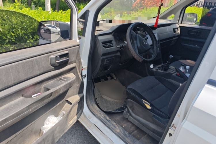 Used Wuling Hongguang PLUS 2019 1.5T Manual Standard Version 7 Seats Driver Seat