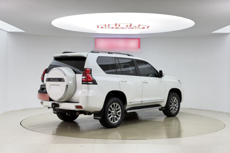 Used Toyota Prado 2018 3.5L Automatic TX-L with Rear-Mounted Spare Tire
