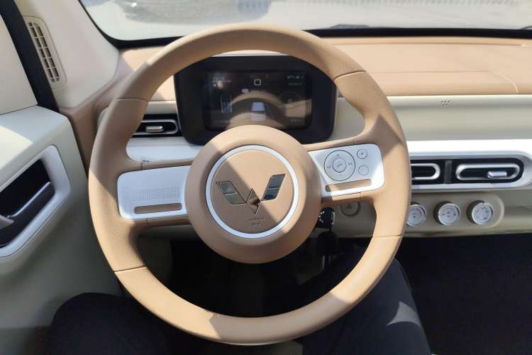 Used Wuling Hongguang MINIEV 2024 3rd Generation 215km Youth Edition