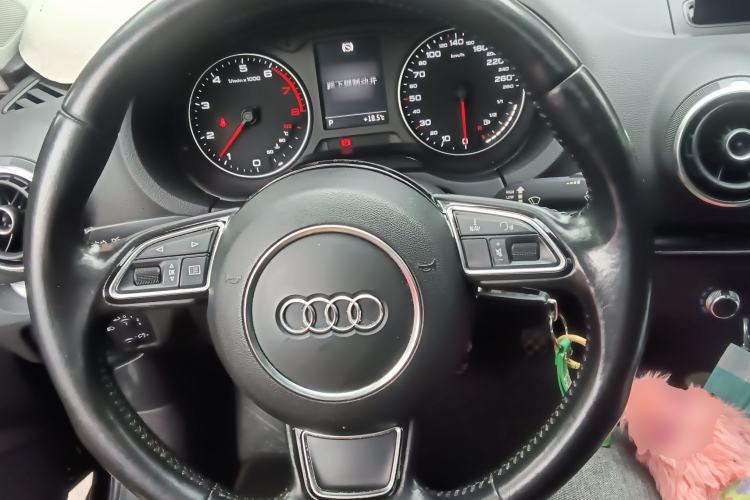 Used Audi A3 2014 Limousine 35 TFSI Automatic Fashion Model