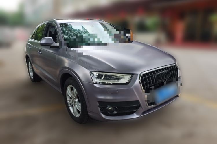 Used Audi Q3 2013 35 TFSI Comfort Model Front Right 45 Deg