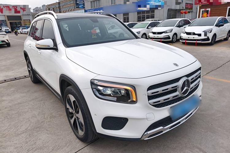 Used Mercedes-Benz GLB 2022 Updated GLB 200 Fashion Edition Front Right 45 Deg
