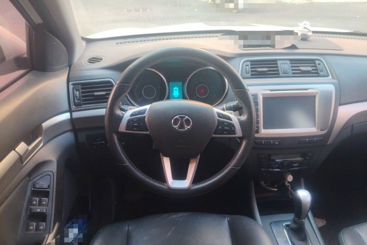 Used BAIC Senova X65 2015 2.0T Automatic Elite Model
