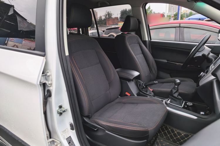 Used SWM X3 2021 1.5L Manual Comfort Version 7 Seats
