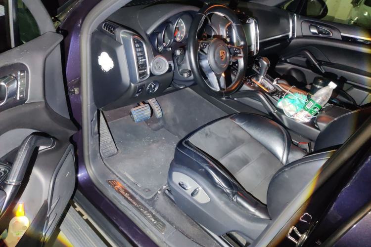 Used Porsche Cayenne 2016 Cayenne Platinum Edition 3.0T