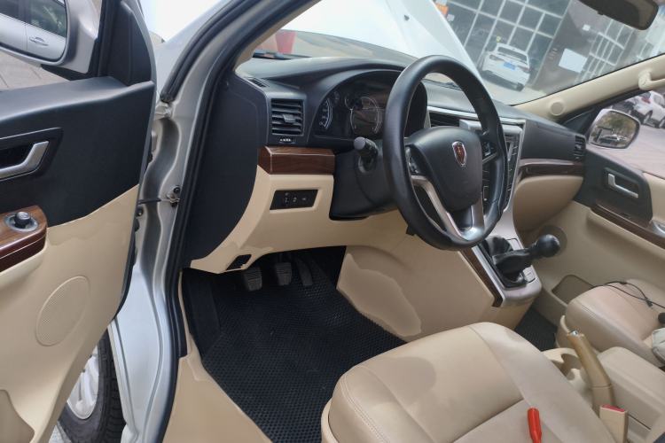 Used Jinbei Grace 2018 2.7L Manual Standard Version Long Wheelbase 9-Seater 2TR Driver Seat