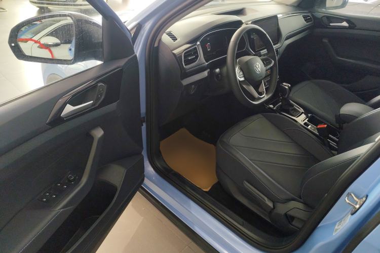 Used Volkswagen Tharu 2025 NewRui 300TSI Prestige Edition