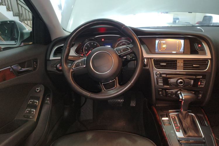 Used Audi A4L 2013 35 TFSI Automatic Standard Model
