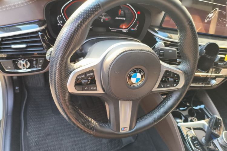 Used BMW 5 Series 2022 Restyled 525Li M Sport Package
