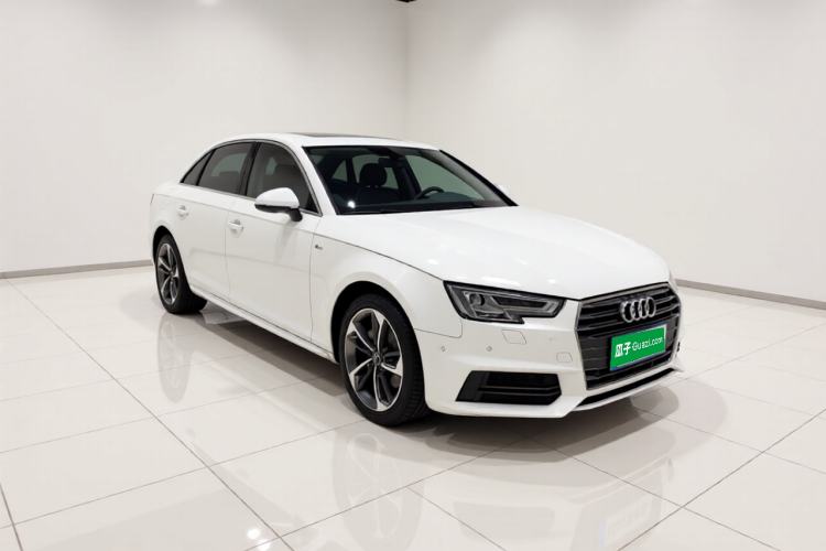 Used Audi A4L 2018 30th Anniversary Edition 40 TFSI Sport Edition Front Right 45 Deg