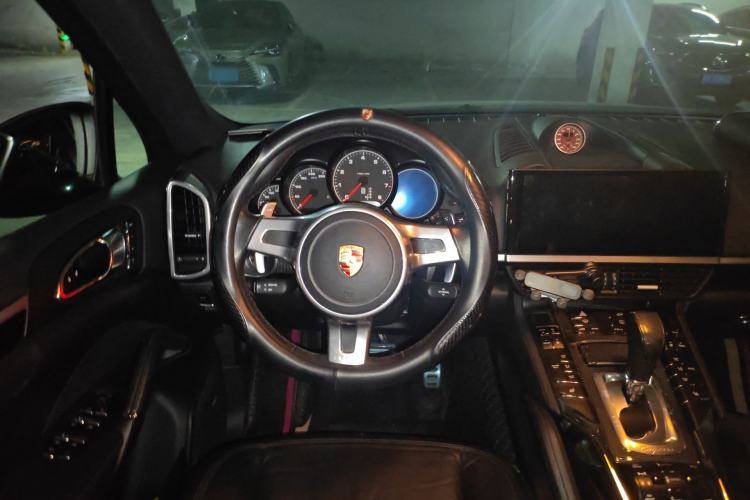 Used Porsche Cayenne 2011 Cayenne 3.0T Steering Wheel
