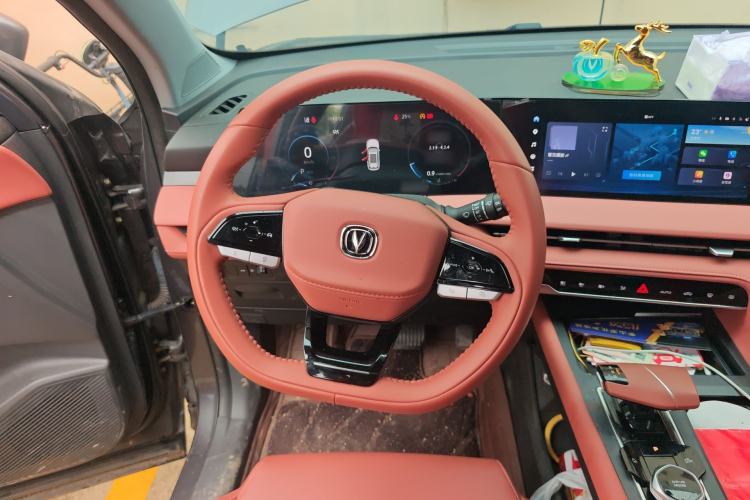 Used CHANGAN CS75 PLUS 2023 3rd Generation 1.5T Automatic Prestige Model Steering Wheel