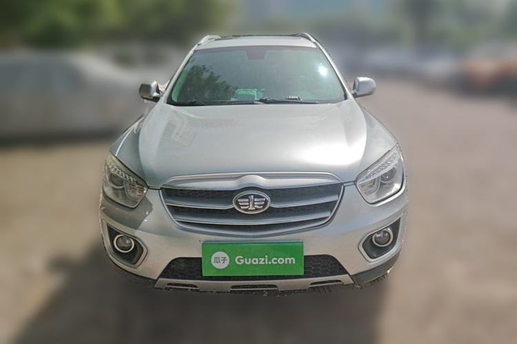 Used Bestune X80 2013 2.0L automatic luxury version
