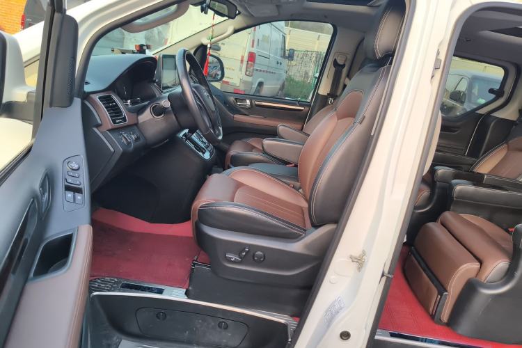 Used SAIC MAXUS G10 2018 PLUS 2.0T Automatic Flagship Edition Driver Seat