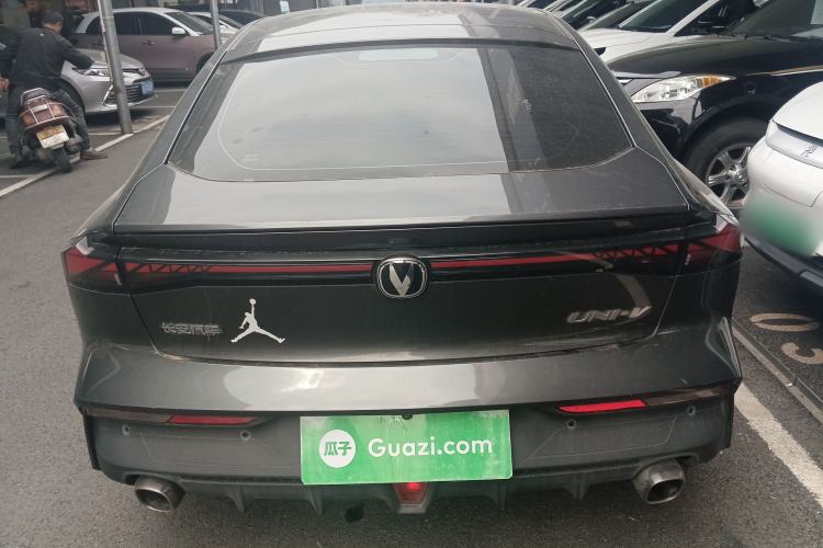 Used CHANGAN UNI-V 2022 1.5T Prestige Version