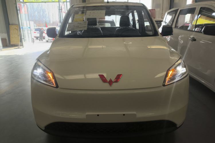 Used Wuling Hongguang New Energy 2024 All-Electric Model 300KM Practical Version
