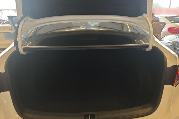 Used Toyota Corolla 2019 1.2T S-CVT GL Pioneer Edition Trunk