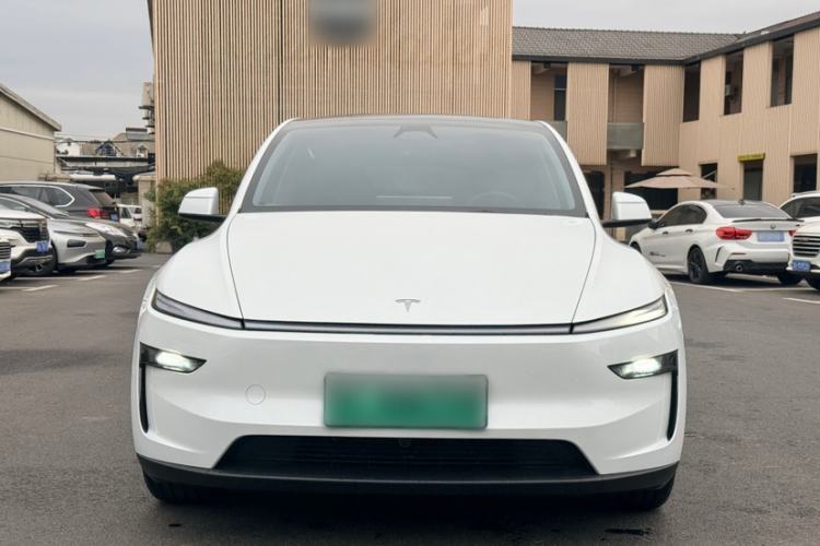 Used Tesla Model Y 2025 Rear-Wheel-Drive Version