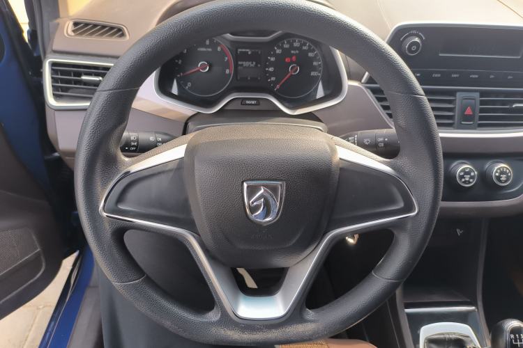 Used Baojun 310W 2017 1.5L Manual Comfort Version China V