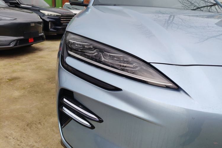 Used BYD Song PLUS New Energy 2023 Champion Edition EV 520KM Prestige Model
