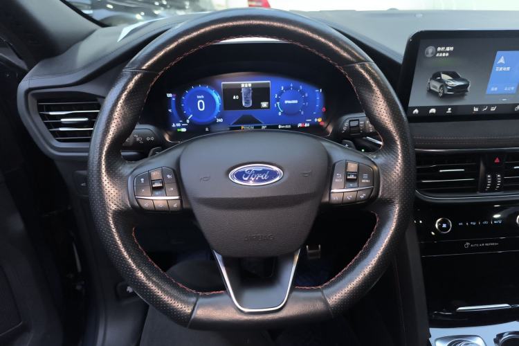 Used Ford Escape 2020 EcoBoost 245 Four-Wheel Drive ST-LINE Deluxe Edition
