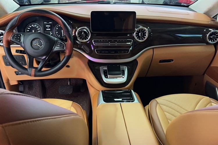 Used Mercedes-Benz Vito 2021 2.0T Business Version 7 Seats