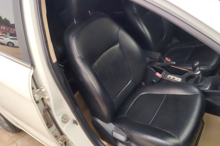 Used Kia K2 2012 Sedan 1.4L MT GLS Commemorative Edition