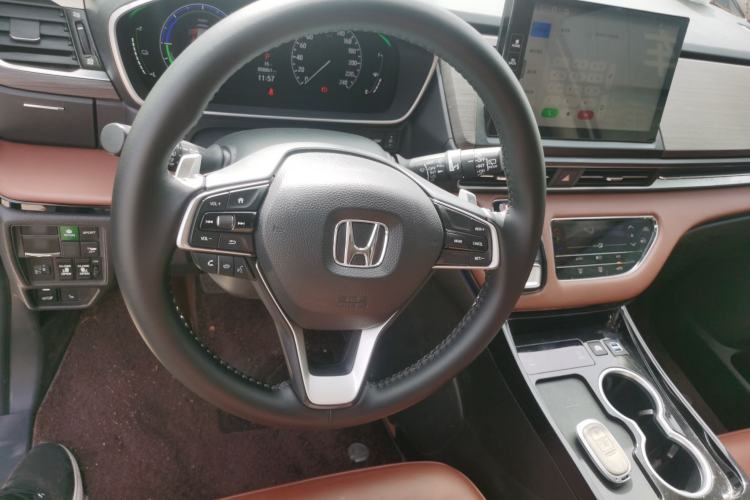 Used Honda Odyssey 2024 2.0L eHEV Sharp & Enjoy Edition