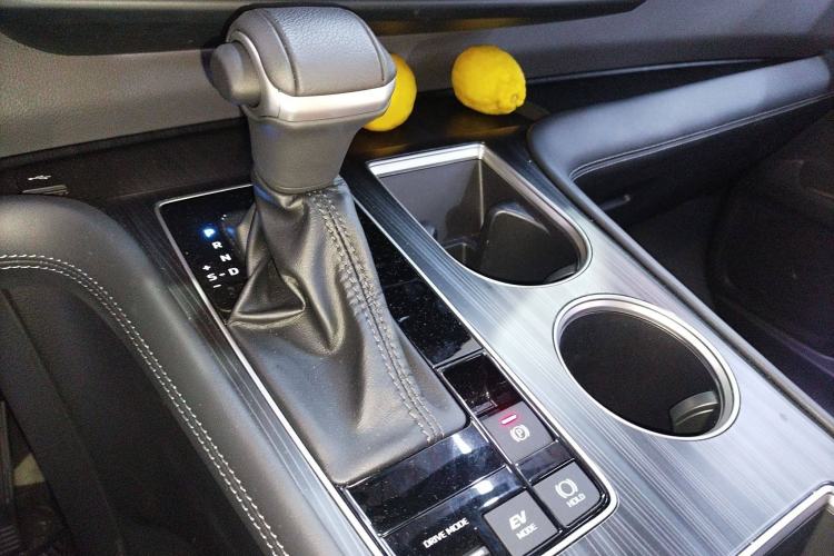 Used Toyota Sienna 2024 2.5L Hybrid Four-Wheel Drive Prestige Edition