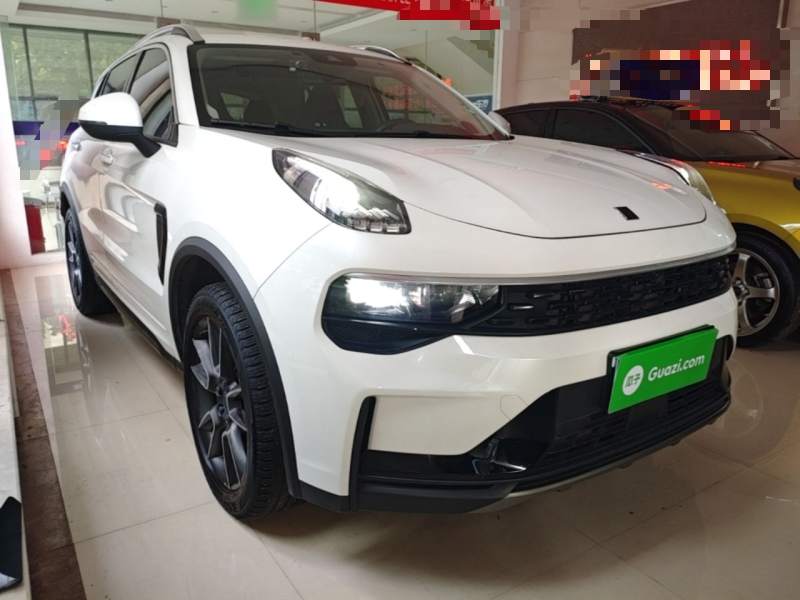 Used Lynk & Co 01 2021 2.0TD Two-Wheel-Drive Pro Trim — 3