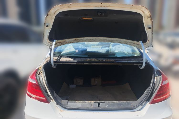 Used Geely Auto Emgrand 2016 Sedan 1.5L Manual Luxury Model