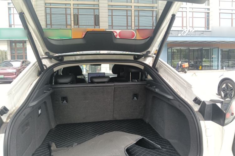 Used Deepal SL03 2023 200Max Range-Extended Version Trunk